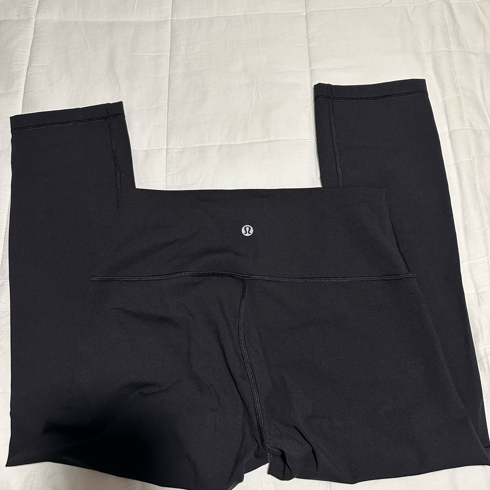 lululemon athletica Cropped Wunder Under Leggings
